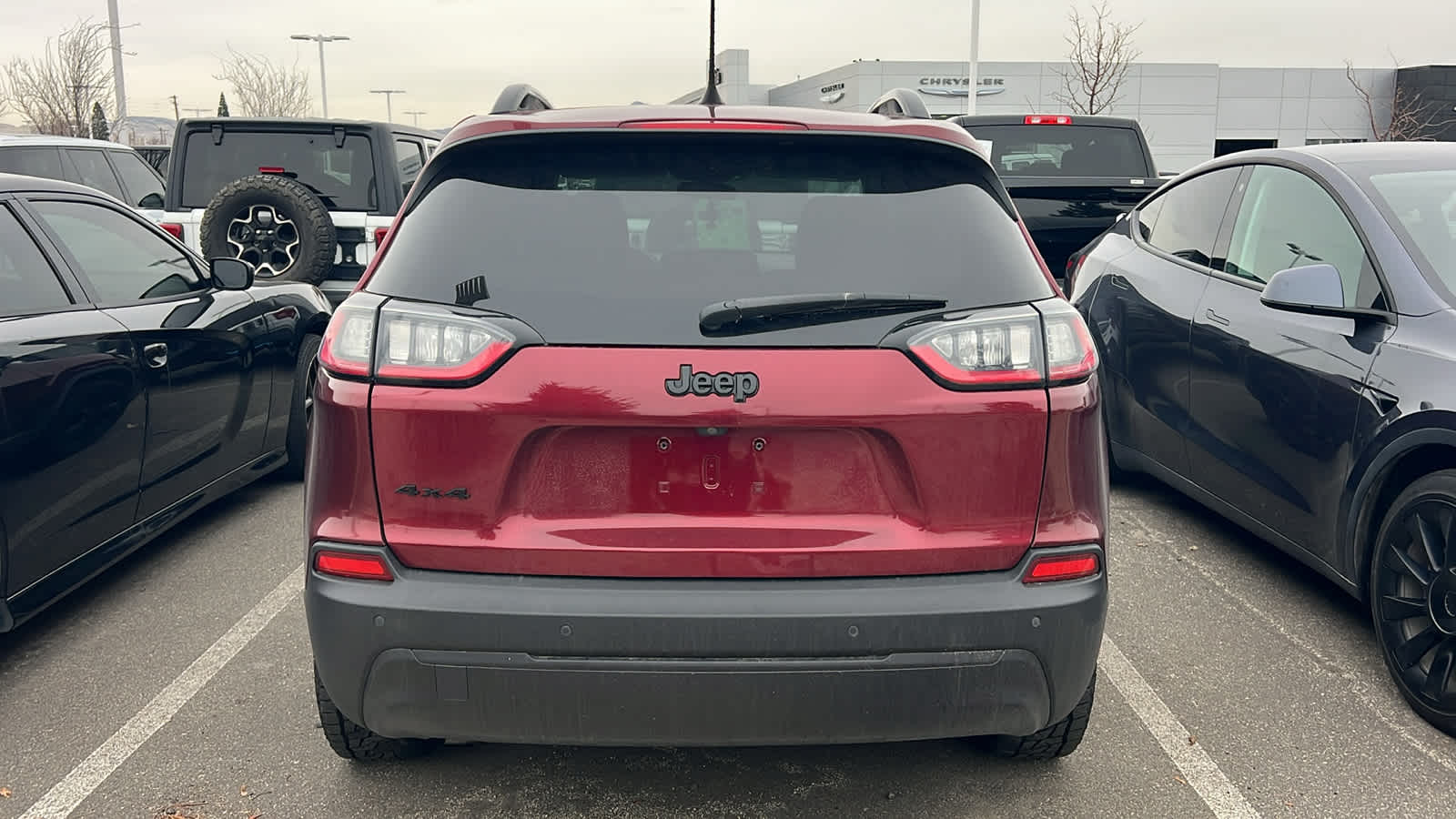 Thumbnail: 2020 Jeep Cherokee - 6