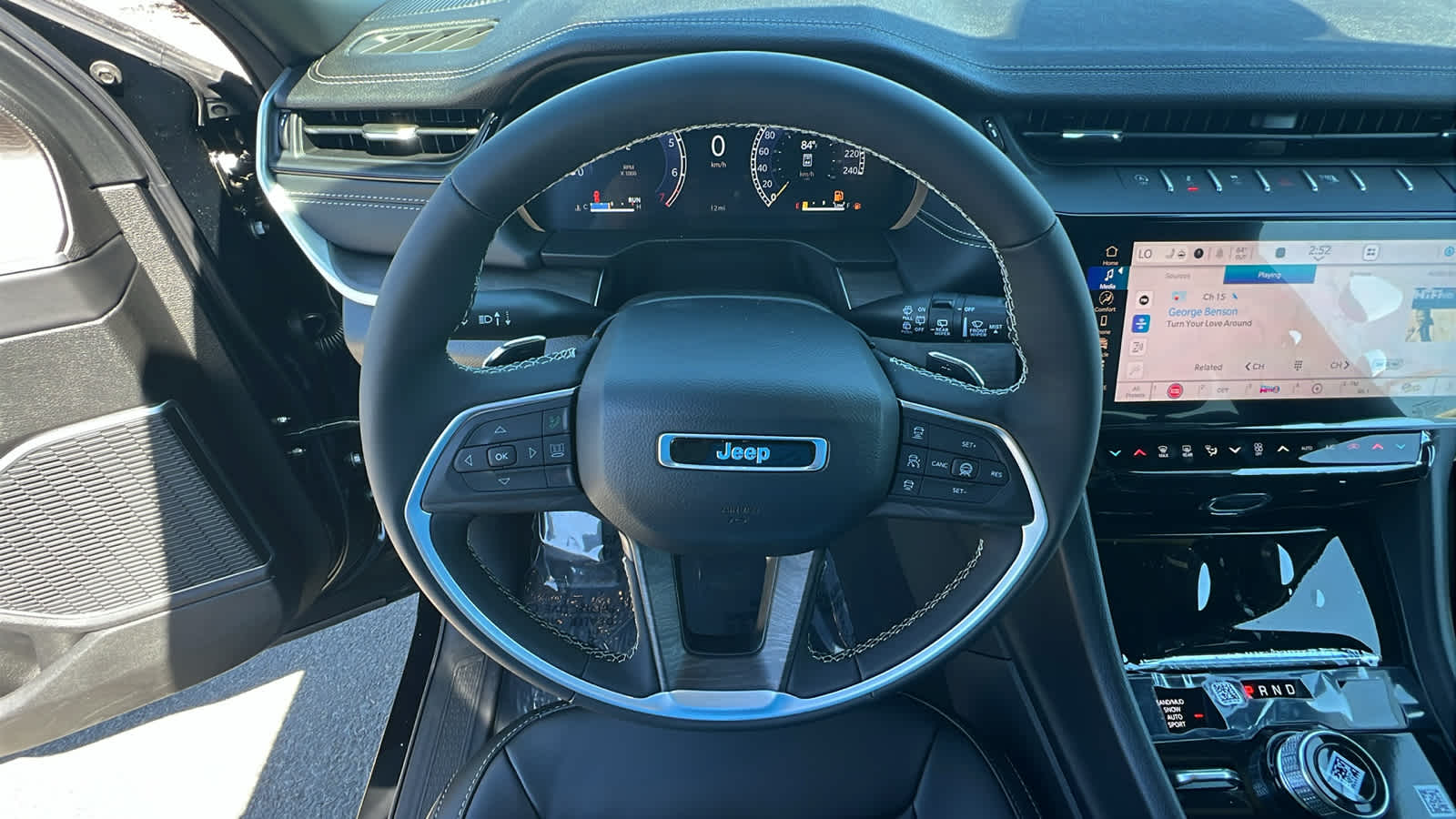 Thumbnail: 2026 Jeep Grand Cherokee - 18