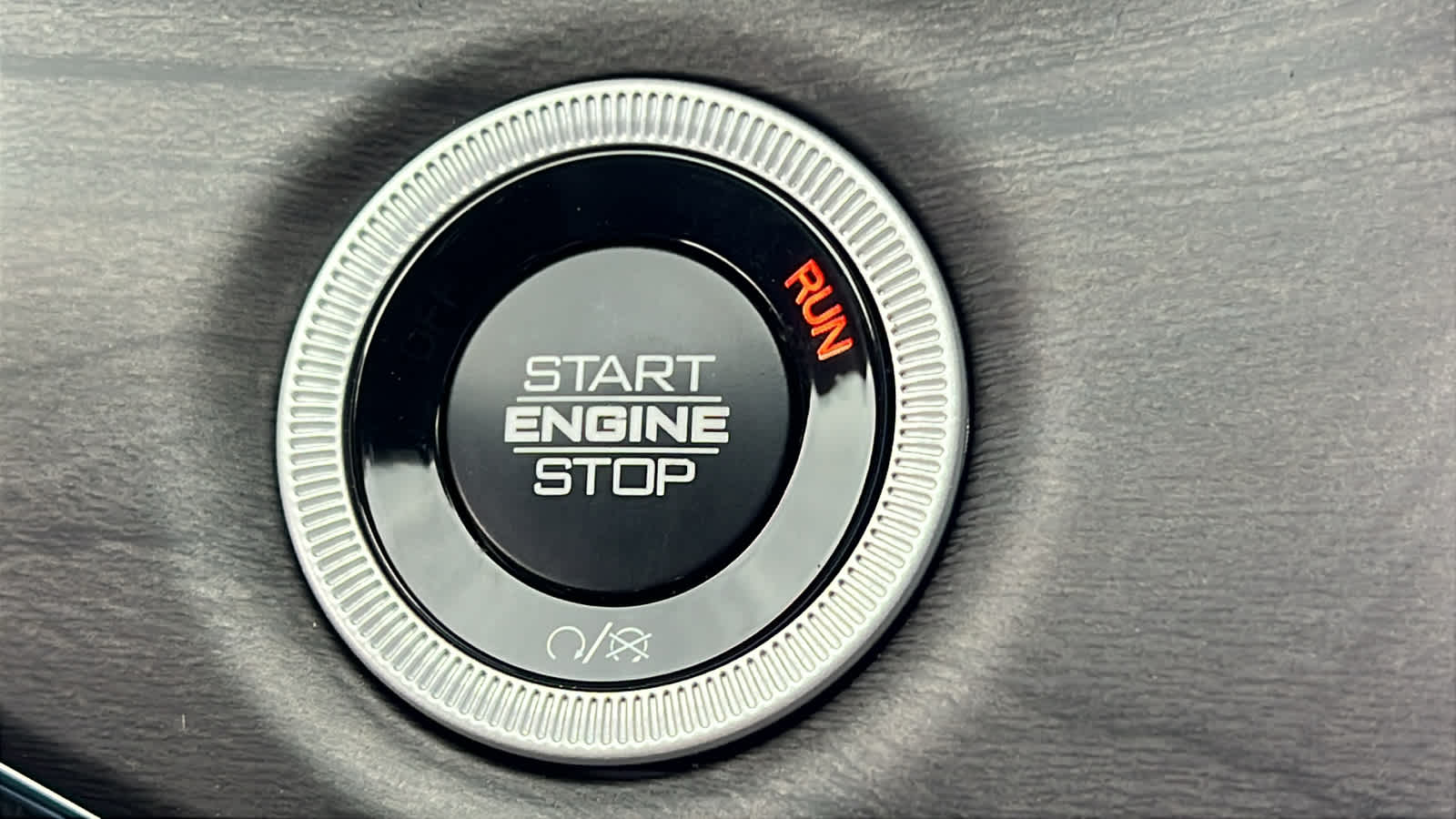 Thumbnail: 2025 Jeep Grand Cherokee L - 17