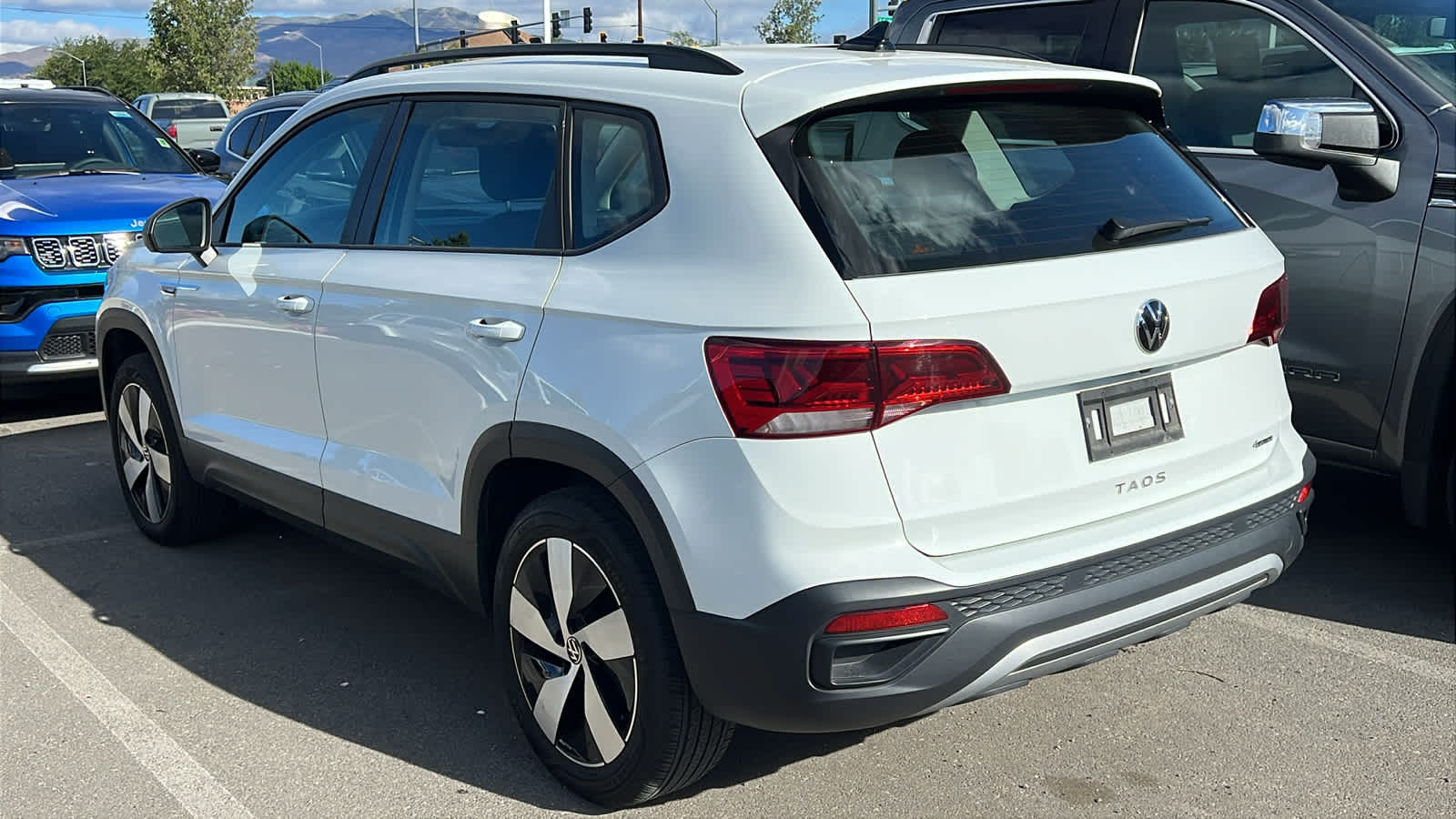 Thumbnail: 2024 Volkswagen Taos - 5