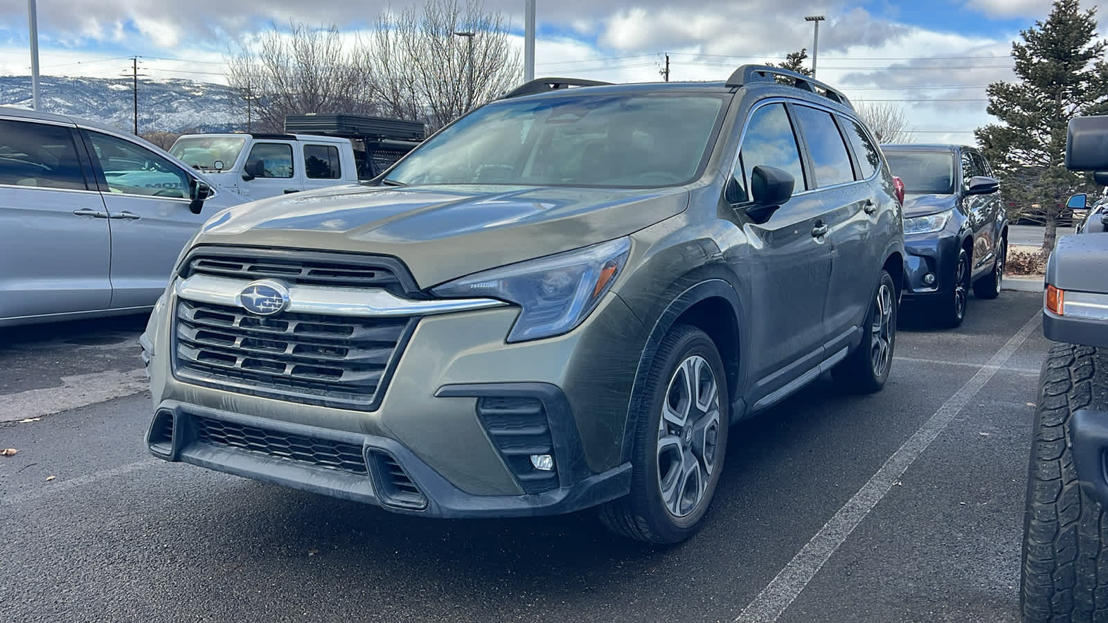 2025 Subaru Ascent Limited's photo