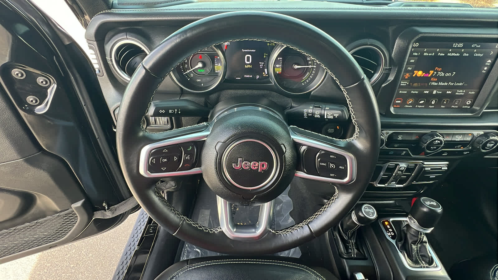 Thumbnail: 2021 Jeep Wrangler - 18