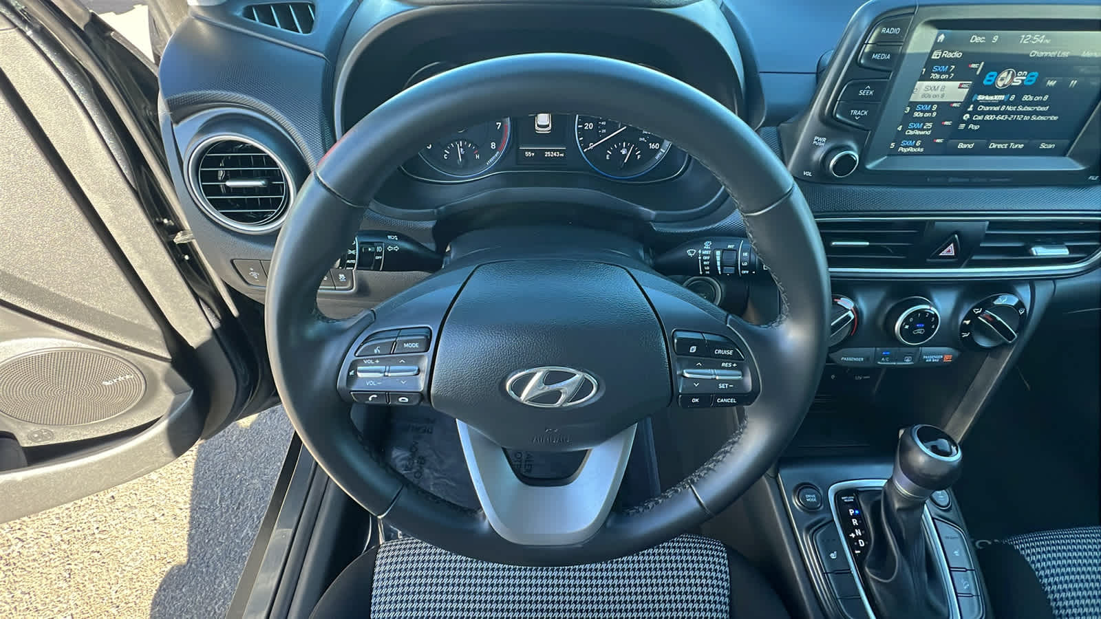 Thumbnail: 2021 Hyundai Kona - 18