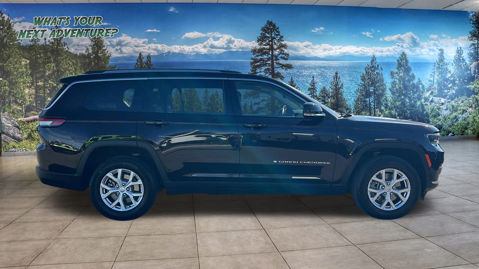 2022 Jeep Grand Cherokee Limited photo 4