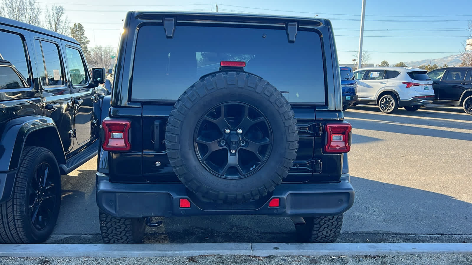 Thumbnail: 2019 Jeep Wrangler - 6