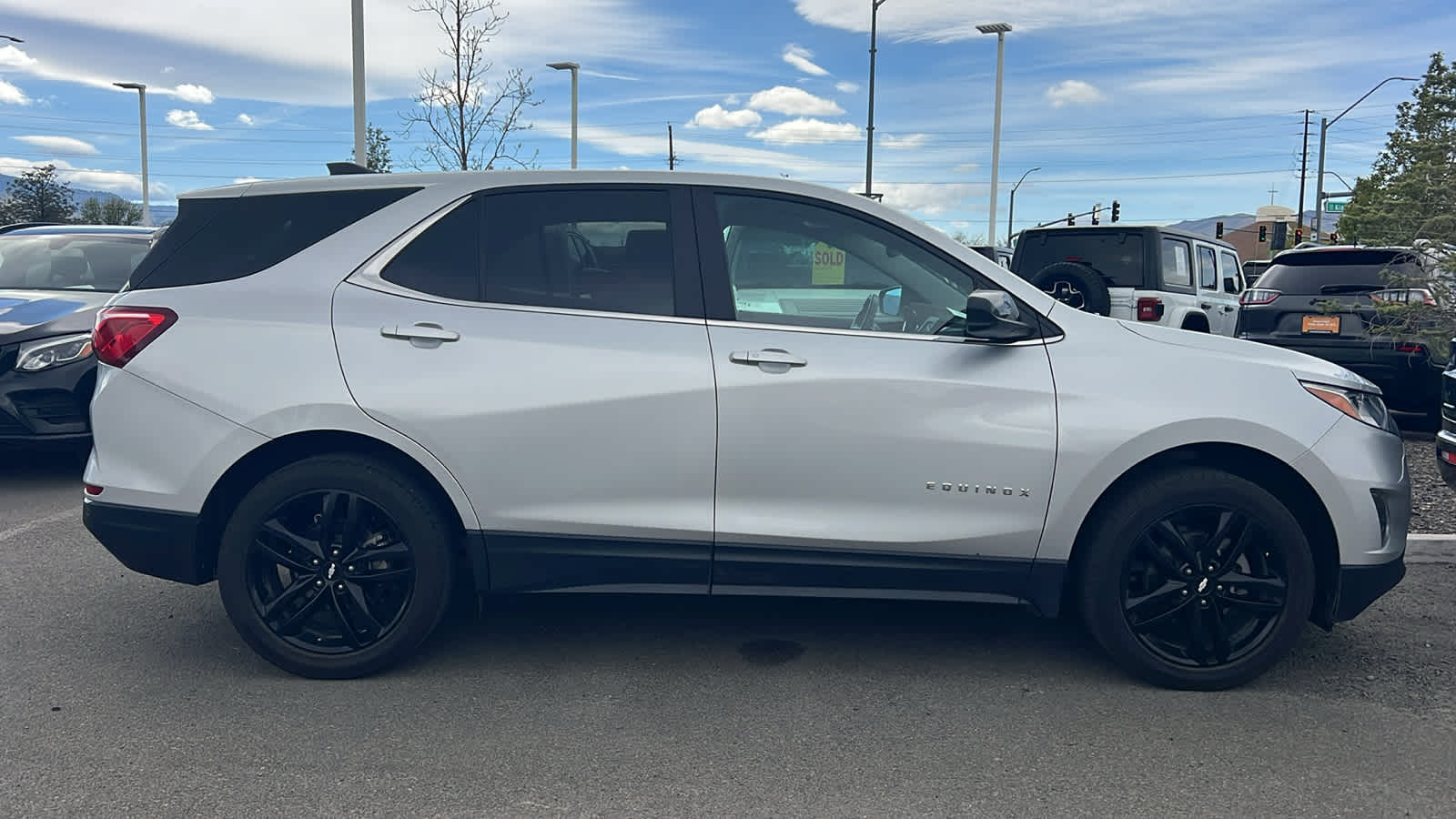 Thumbnail: 2021 Chevrolet Equinox - 4