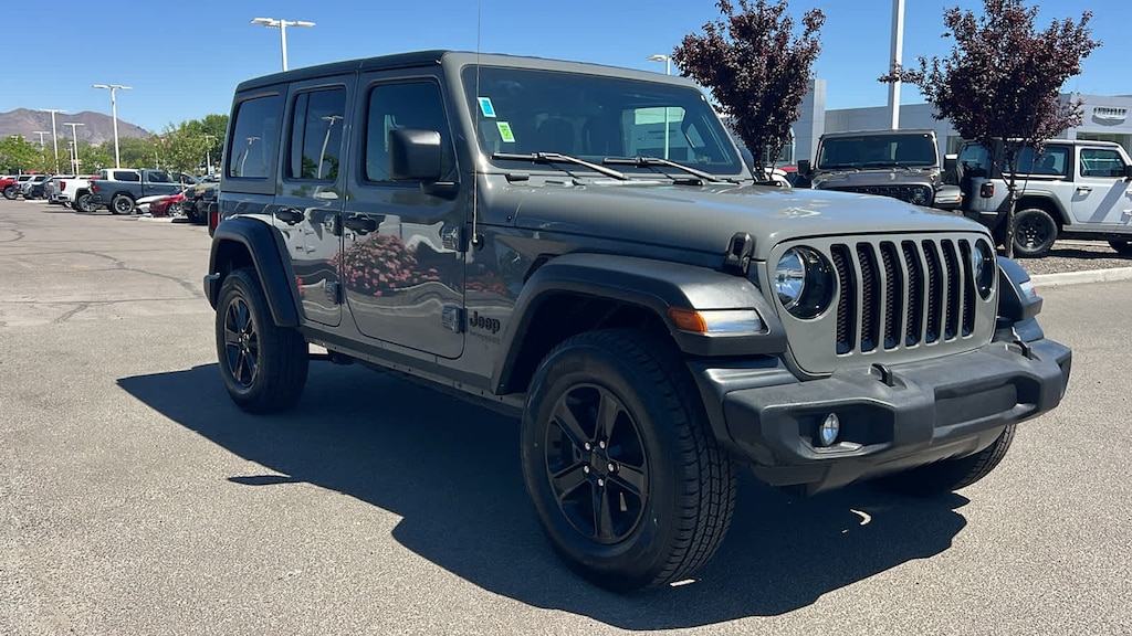 Used 2022 Jeep Wrangler Unlimited Sport Altitude SUV