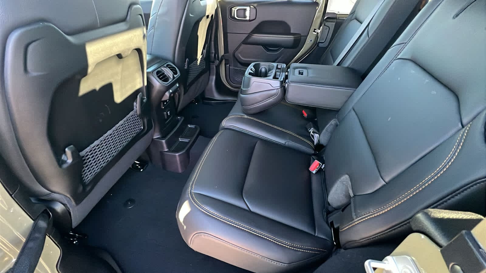 Thumbnail: 2026 Jeep Wrangler - 24