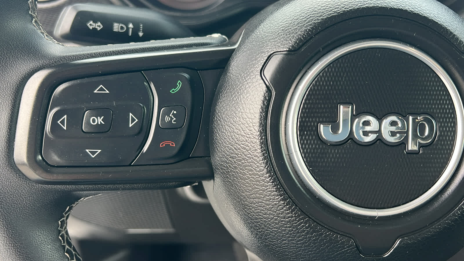 Thumbnail: 2025 Jeep Wrangler - 19