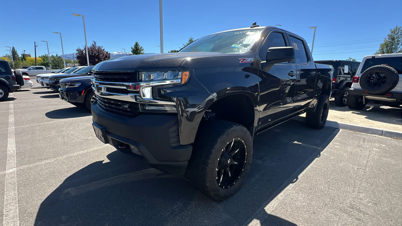 Thumbnail: 2021 Chevrolet Silverado 1500 - 1
