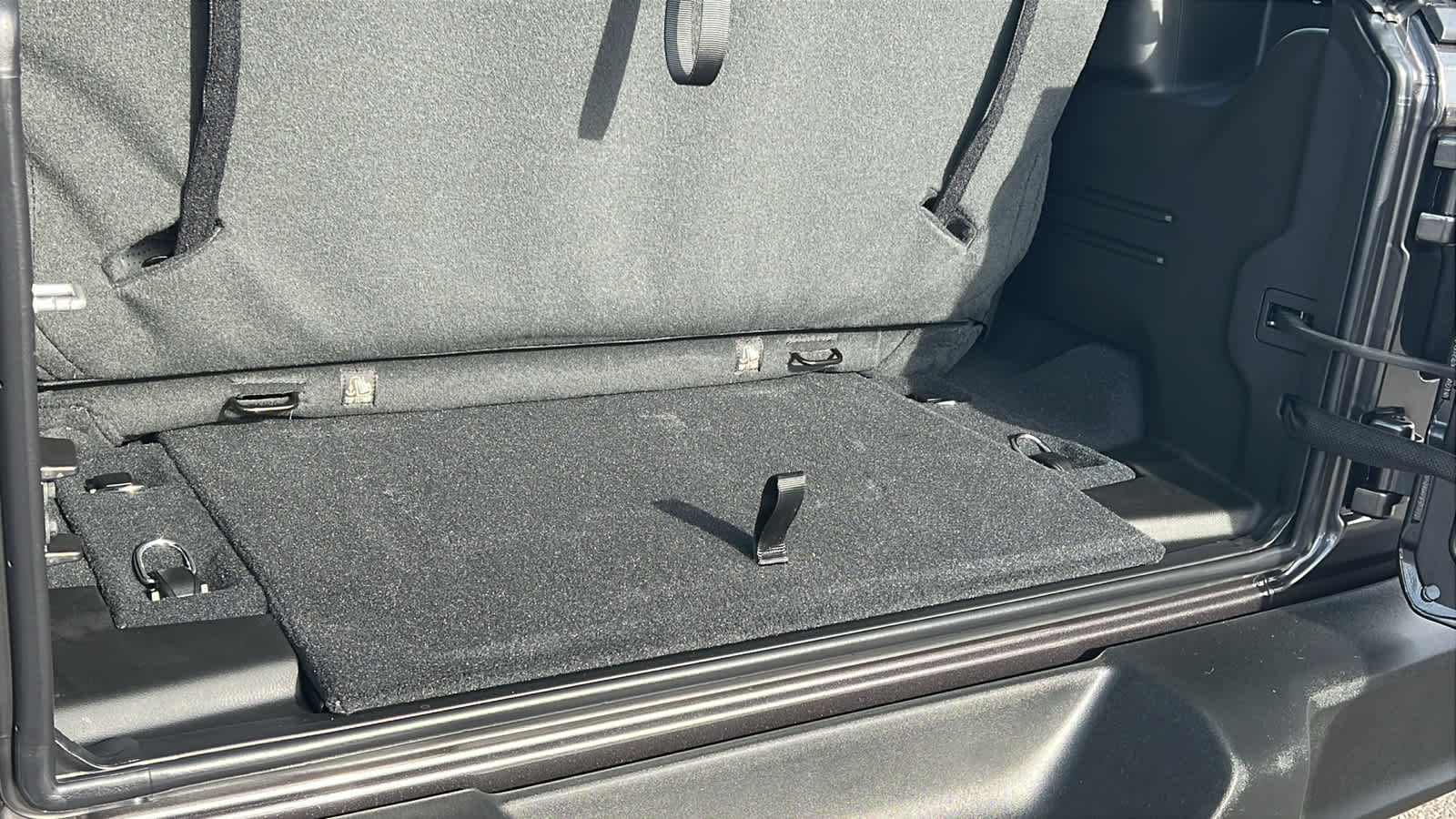 Thumbnail: 2026 Jeep Wrangler - 25