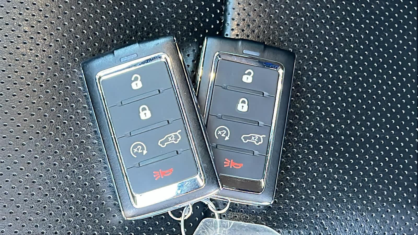 Thumbnail: 2023 Jeep Grand Cherokee - 29