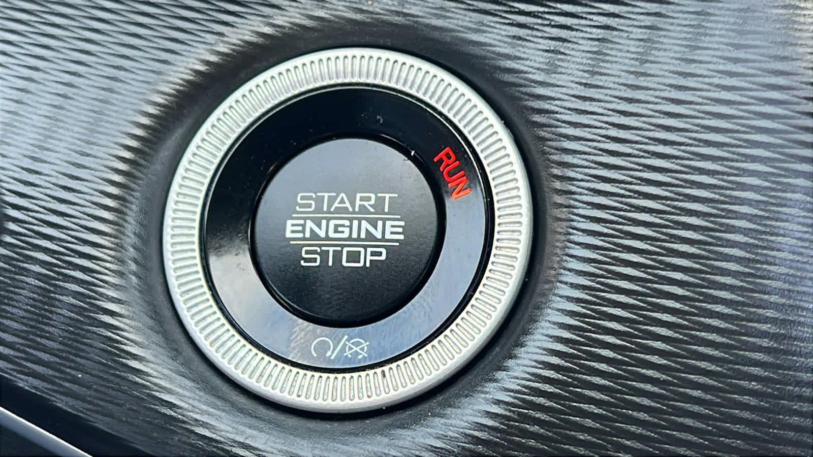 Thumbnail: 2023 Jeep Grand Cherokee - 17