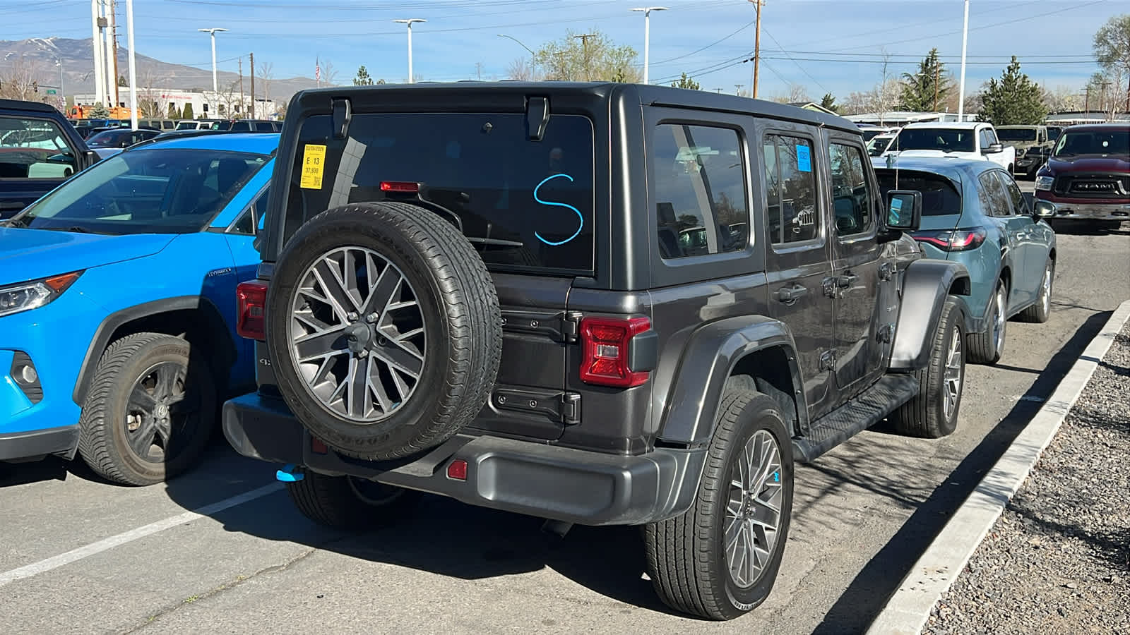 Thumbnail: 2023 Jeep Wrangler - 7