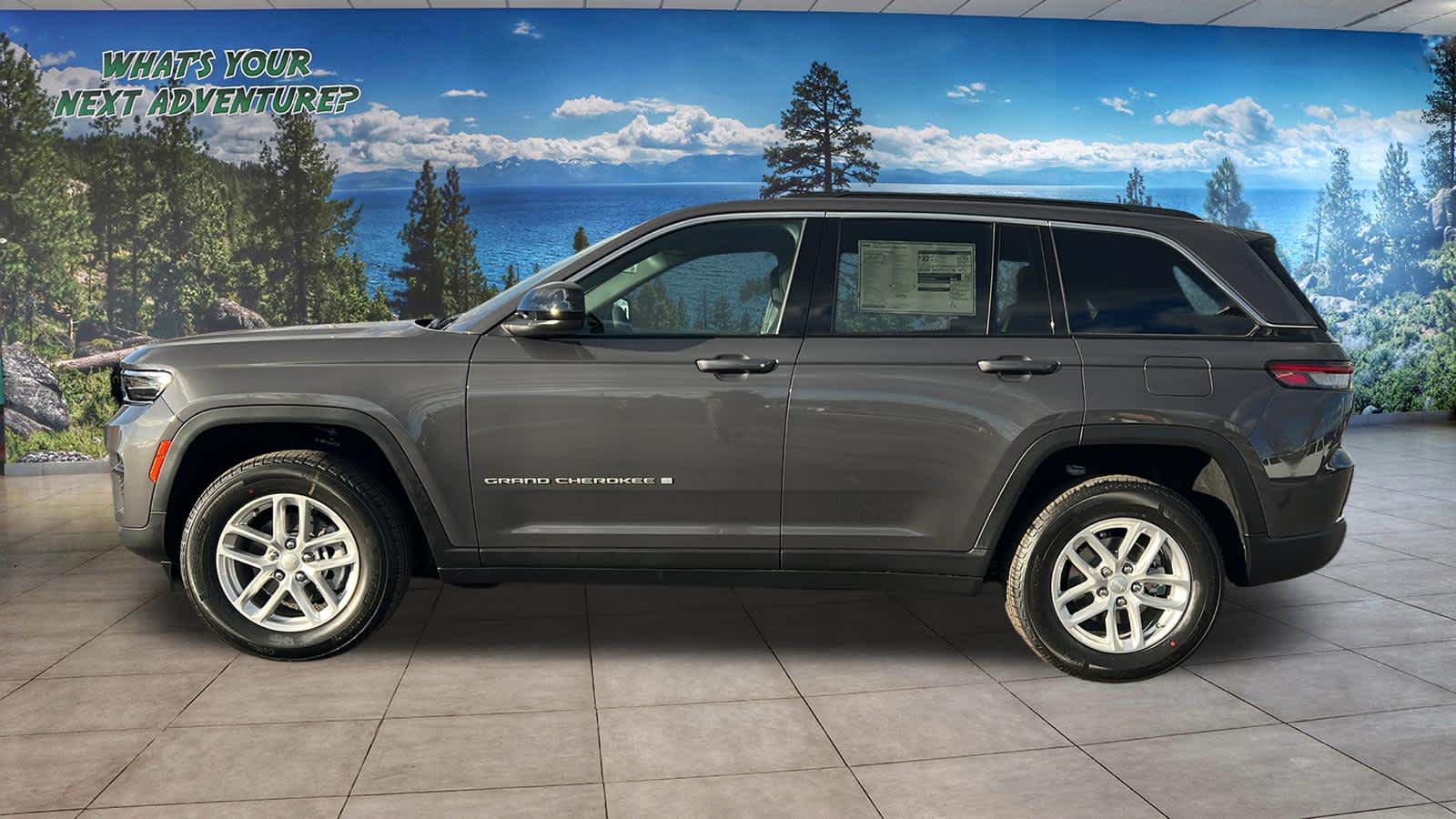 Thumbnail: 2026 Jeep Grand Cherokee - 8