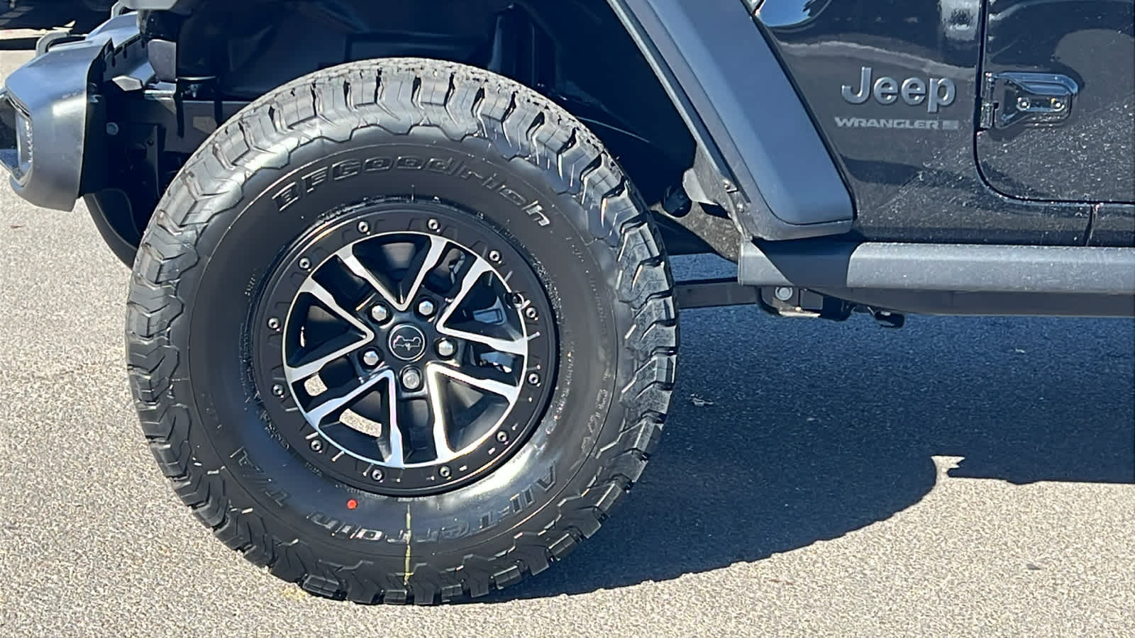 Thumbnail: 2026 Jeep Wrangler - 9