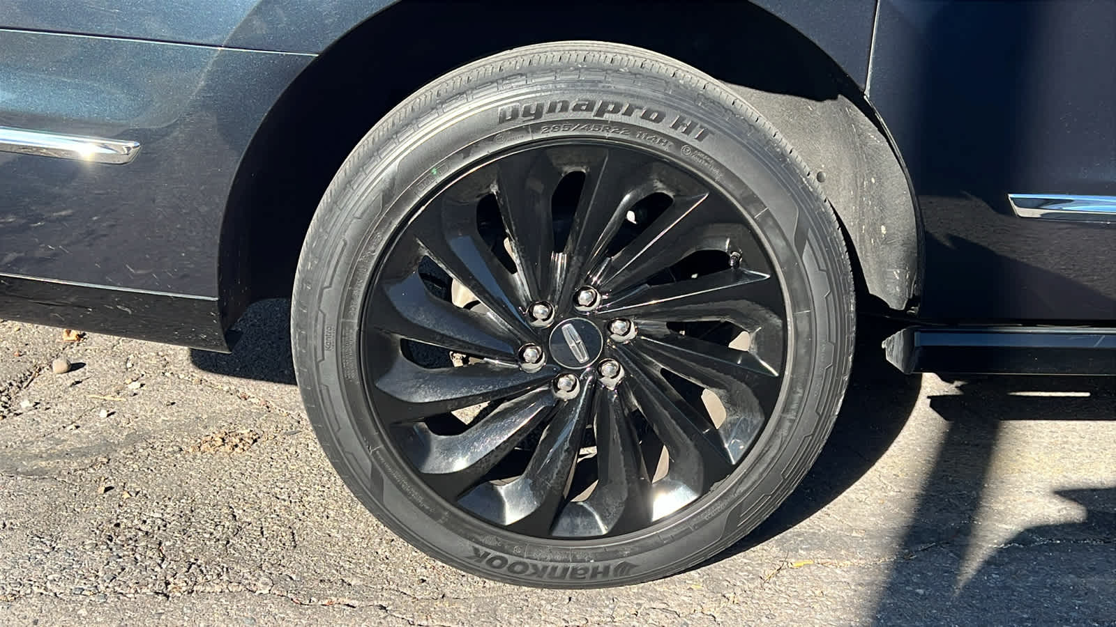 Thumbnail: 2021 Lincoln Navigator L - 7