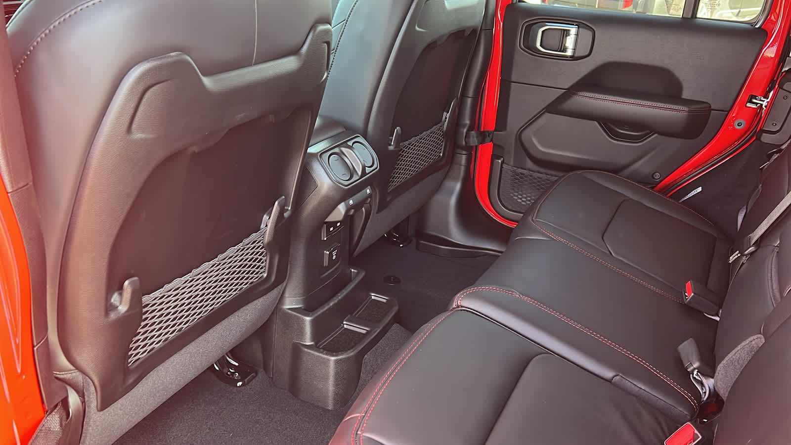 Thumbnail: 2026 Jeep Wrangler - 24