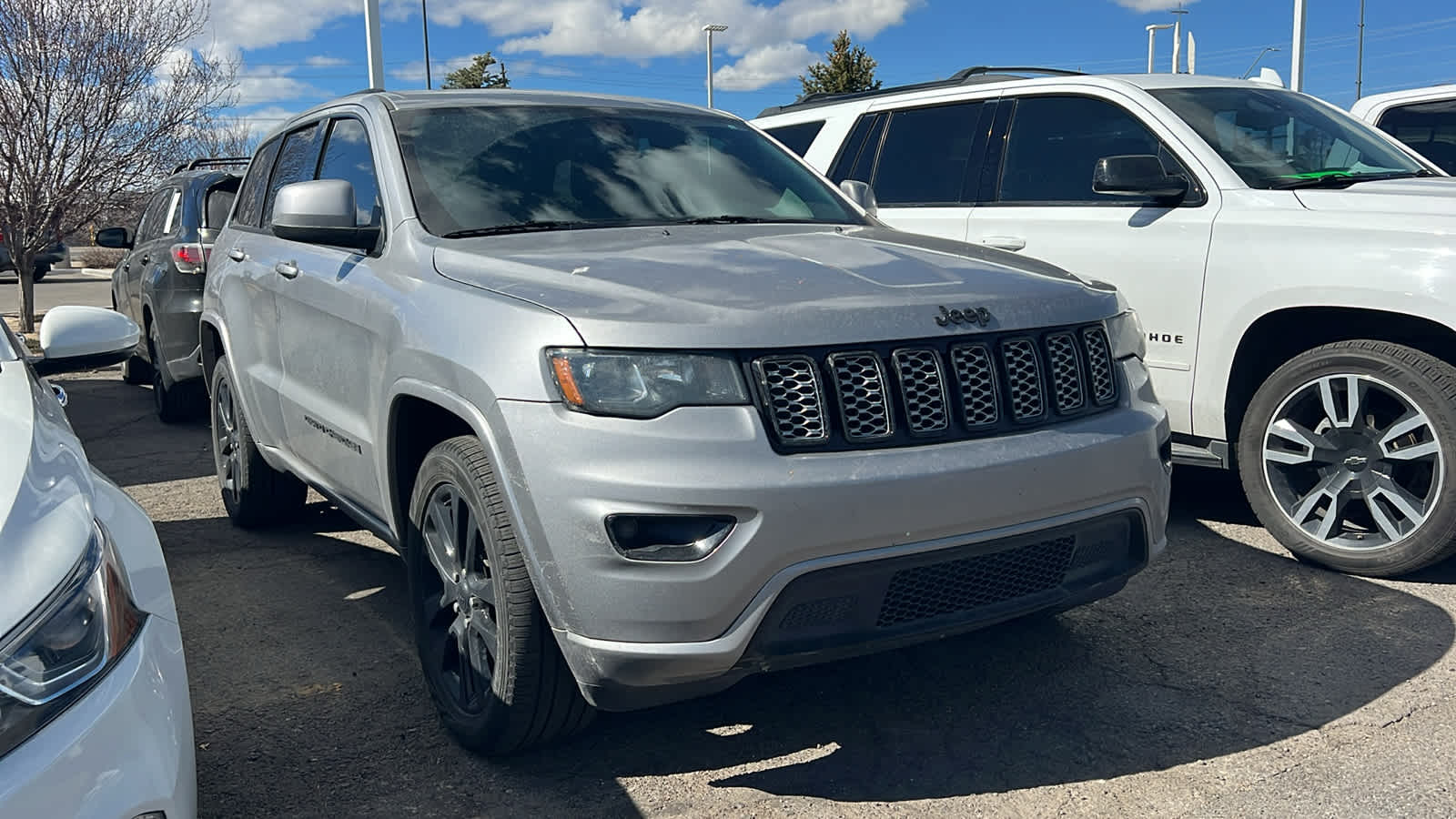 Thumbnail: 2018 Jeep Grand Cherokee - 3