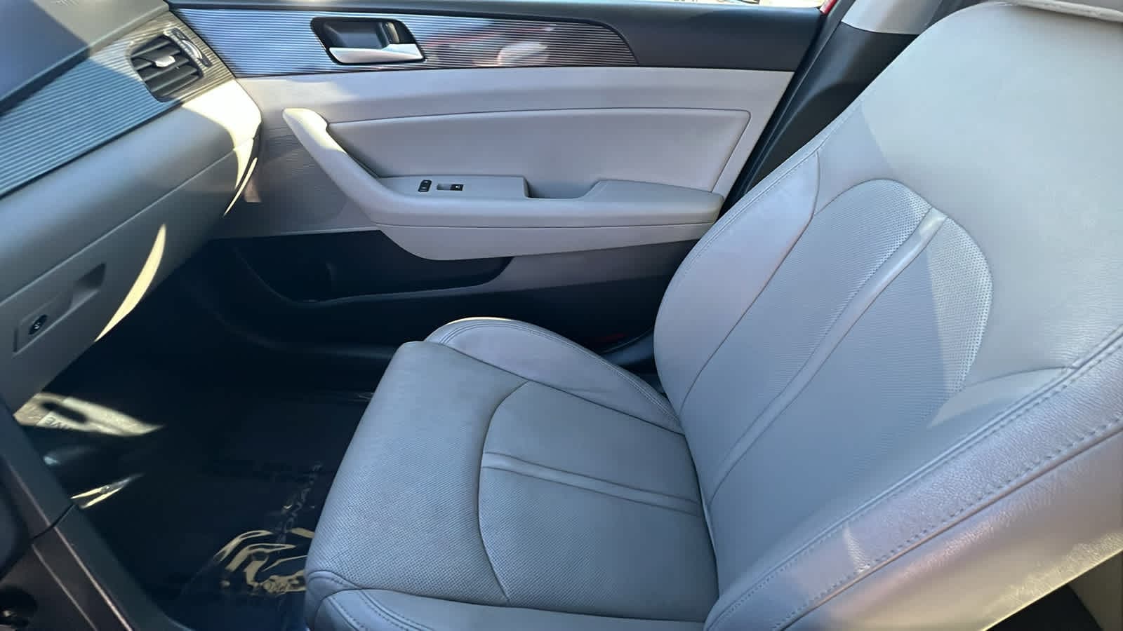 Thumbnail: 2018 Hyundai Sonata - 12