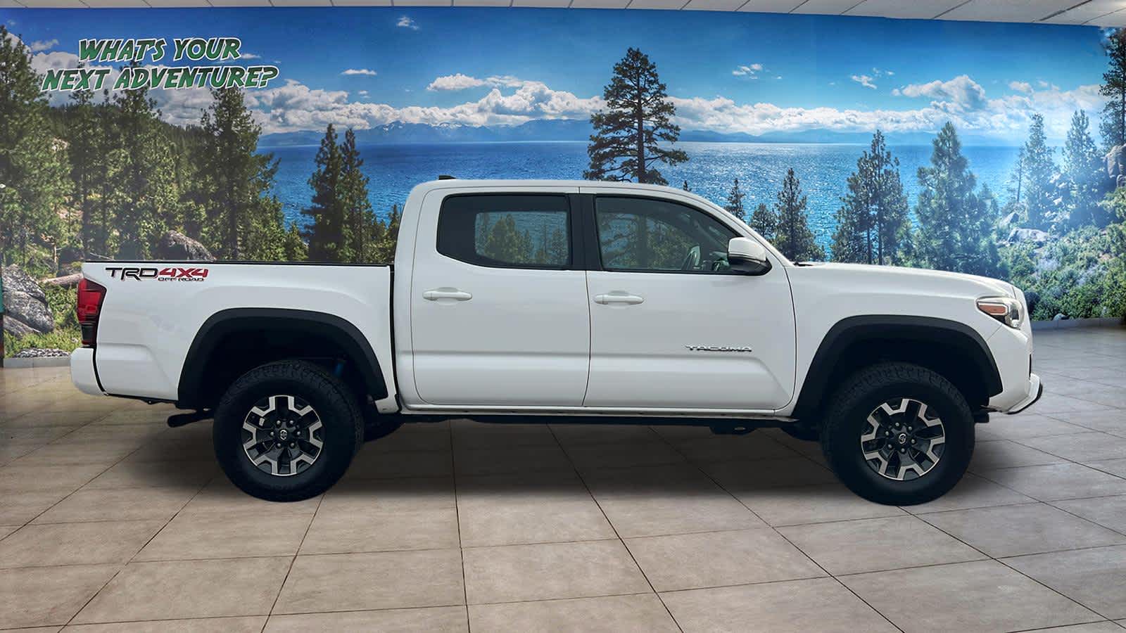Thumbnail: 2018 Toyota Tacoma - 4
