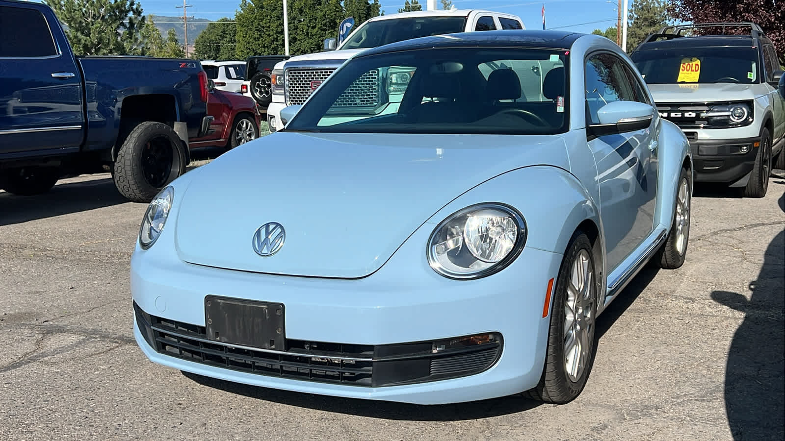 2012 Volkswagen Beetle S -
                  Reno, NV
