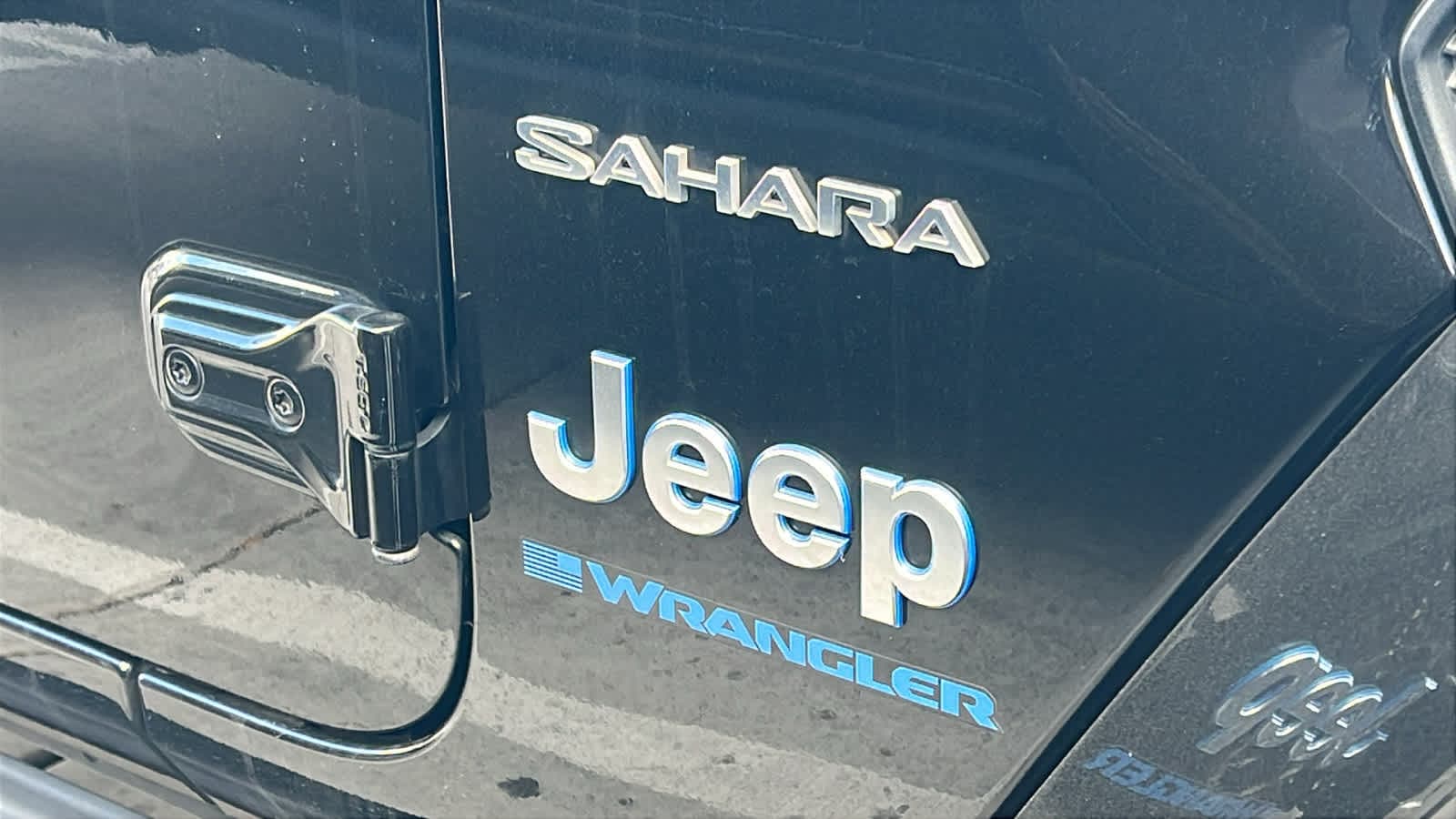 Thumbnail: 2023 Jeep Wrangler - 4