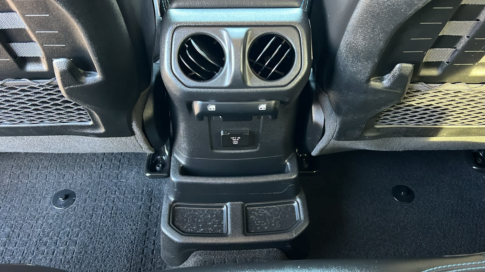 Thumbnail: 2023 Jeep Wrangler - 25