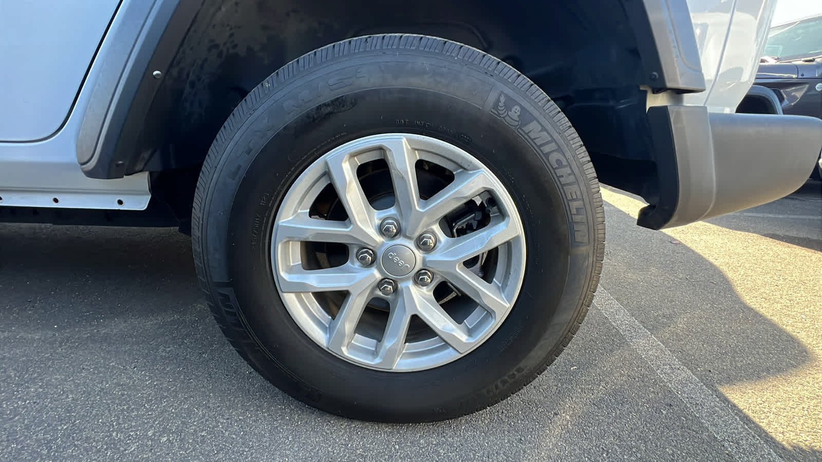 Thumbnail: 2023 Jeep Wrangler - 10