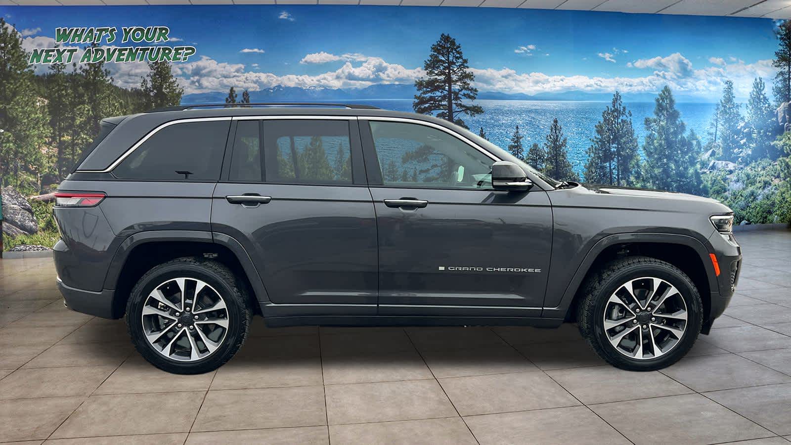 Thumbnail: 2024 Jeep Grand Cherokee - 4