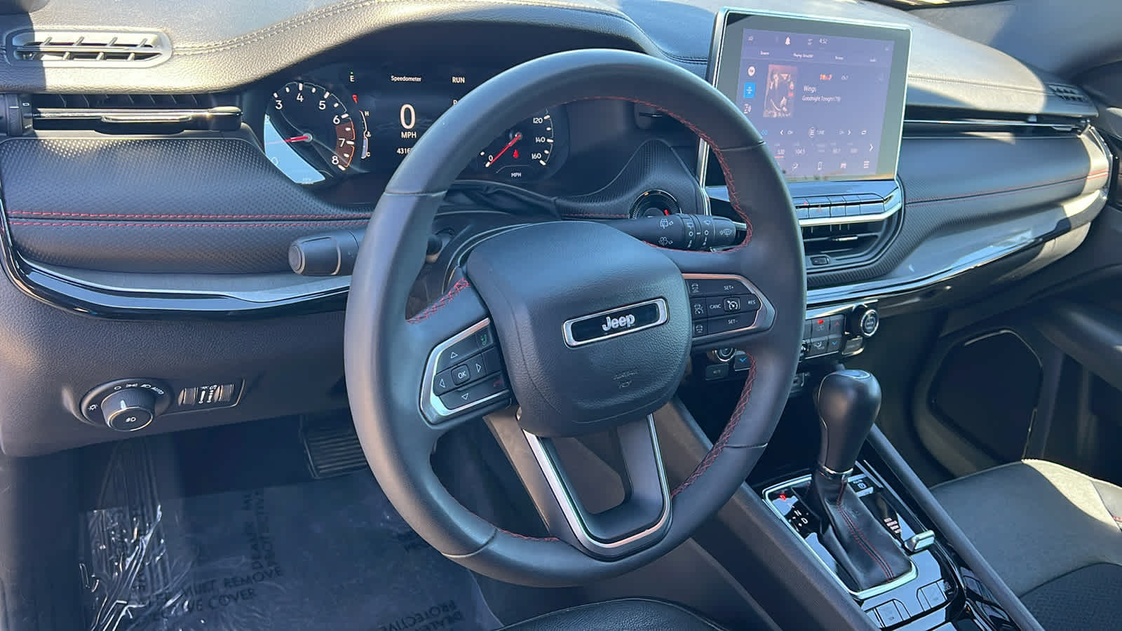 Thumbnail: 2023 Jeep Compass - 10