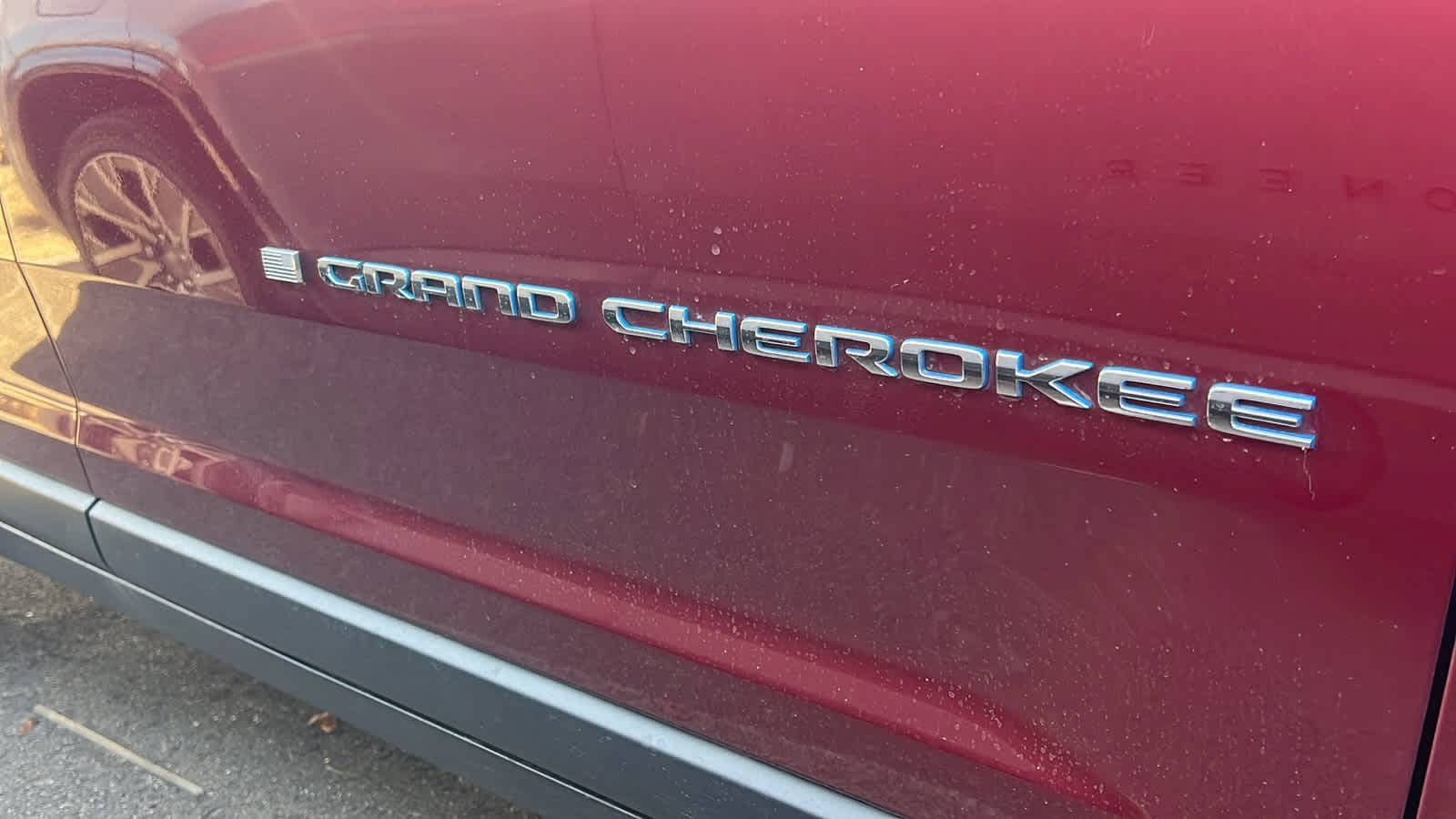 Thumbnail: 2023 Jeep Grand Cherokee - 4