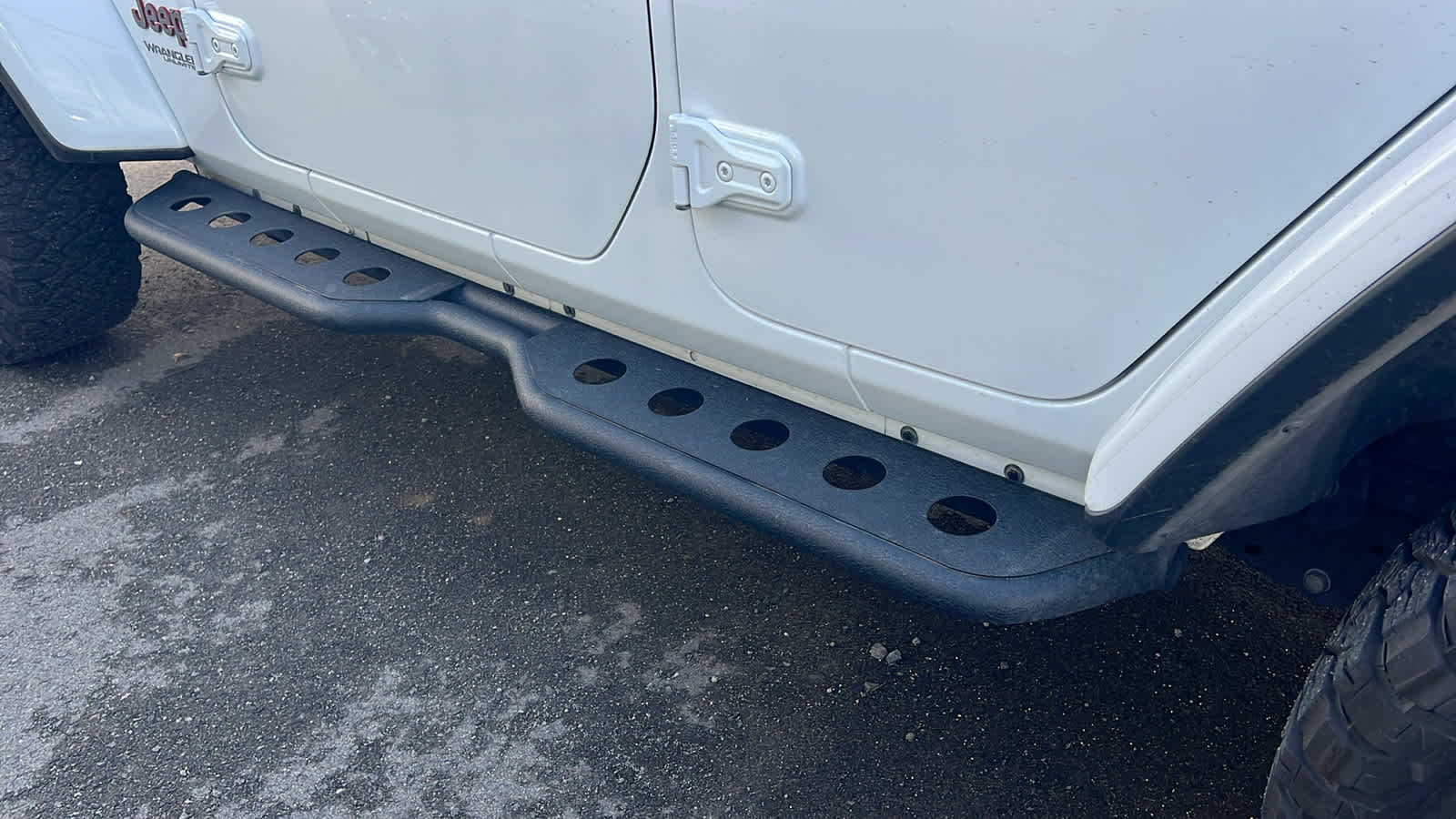 Thumbnail: 2021 Jeep Wrangler - 10