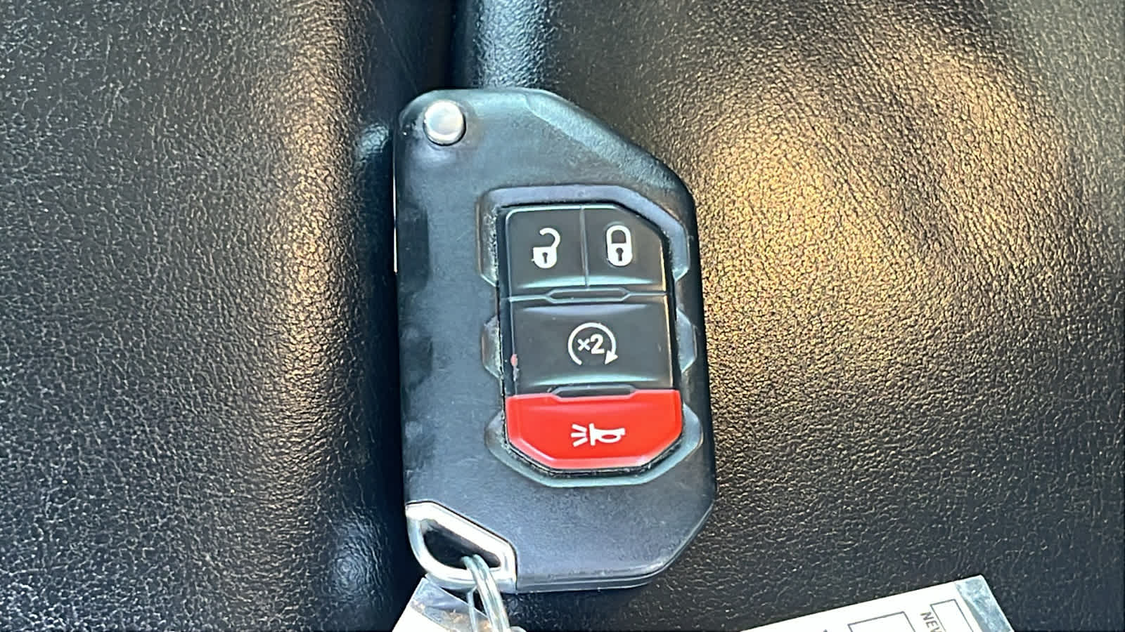 Thumbnail: 2022 Jeep Gladiator - 29