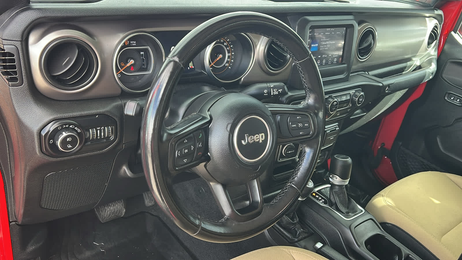 Thumbnail: 2020 Jeep Gladiator - 10