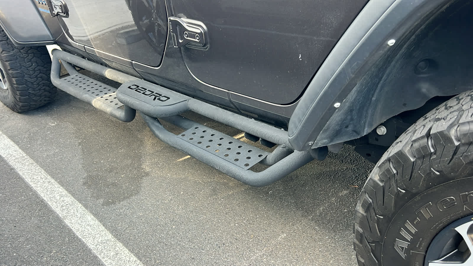 Thumbnail: 2023 Jeep Wrangler - 10