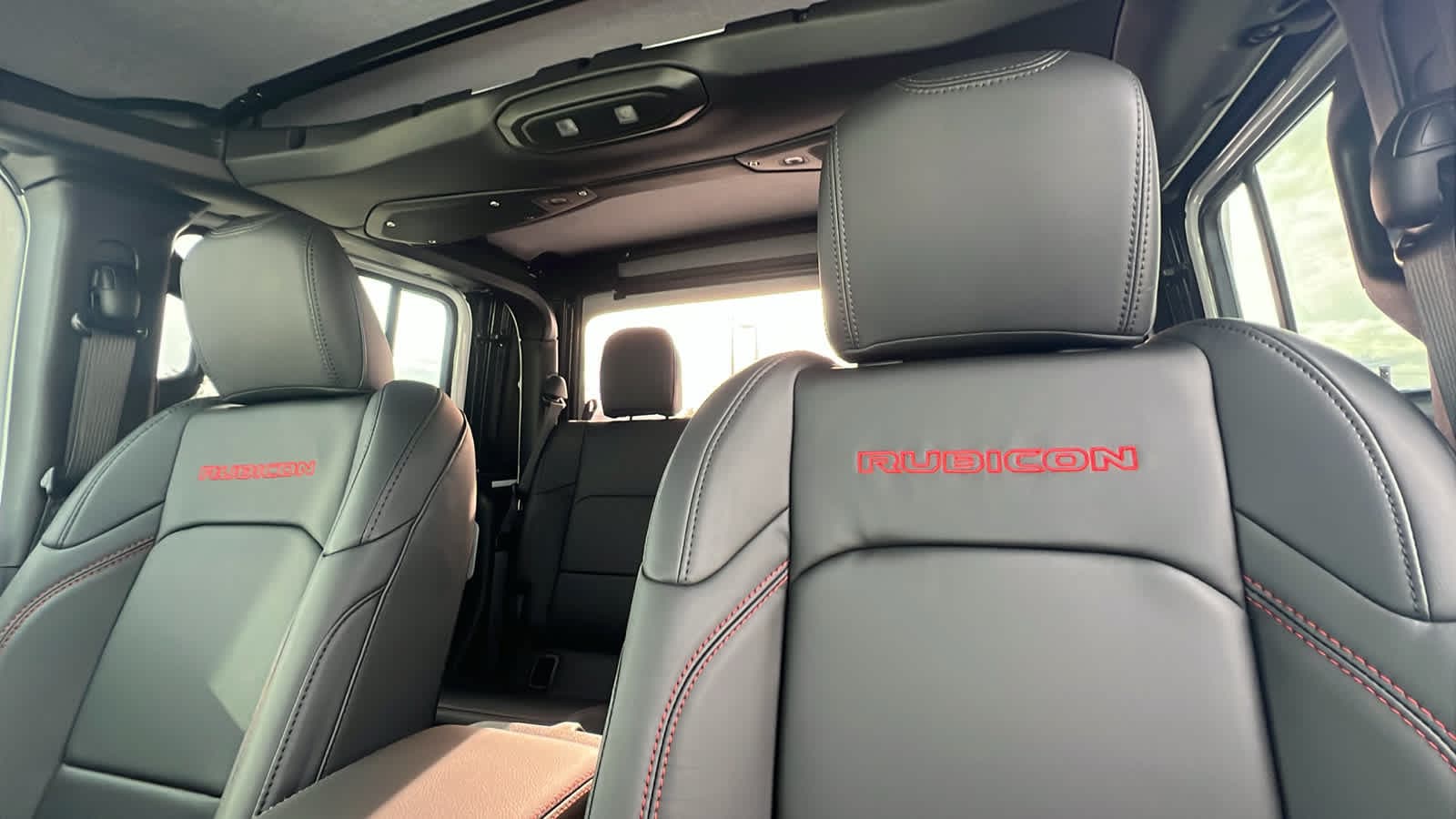 Thumbnail: 2026 Jeep Gladiator - 11