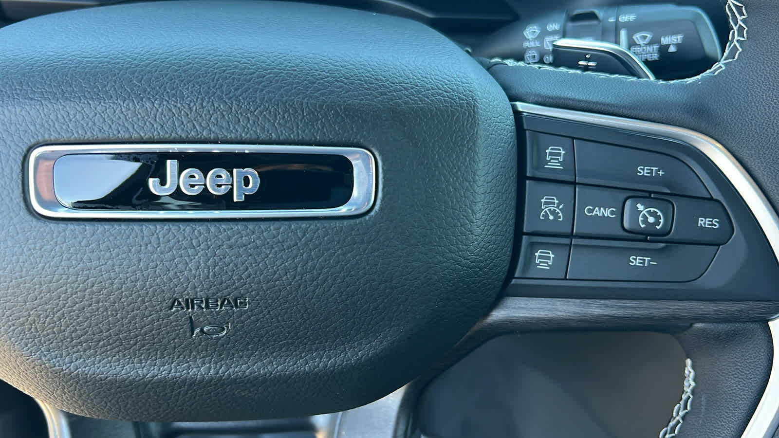 Thumbnail: 2025 Jeep Grand Cherokee - 20