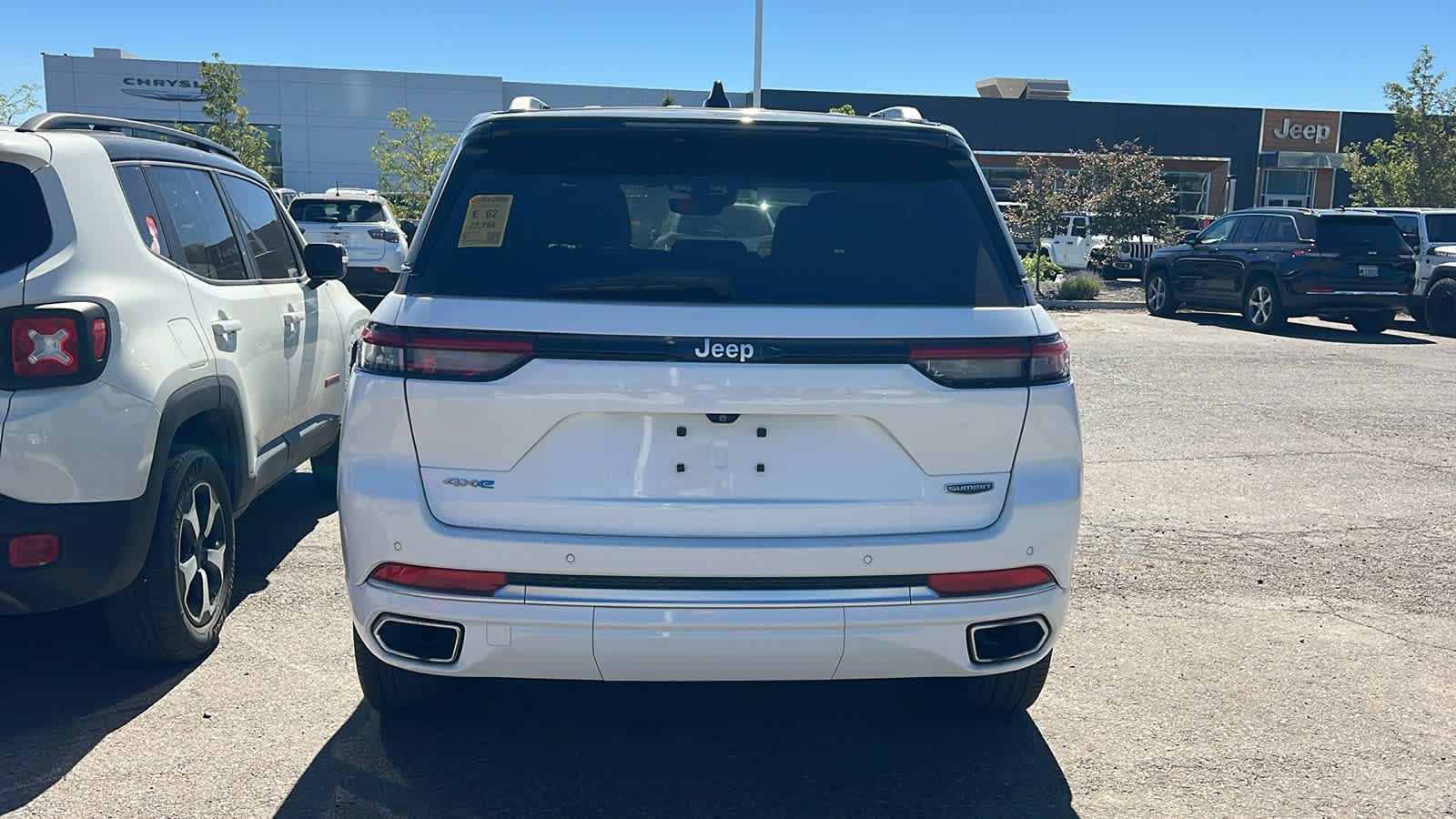 Thumbnail: 2023 Jeep Grand Cherokee - 7