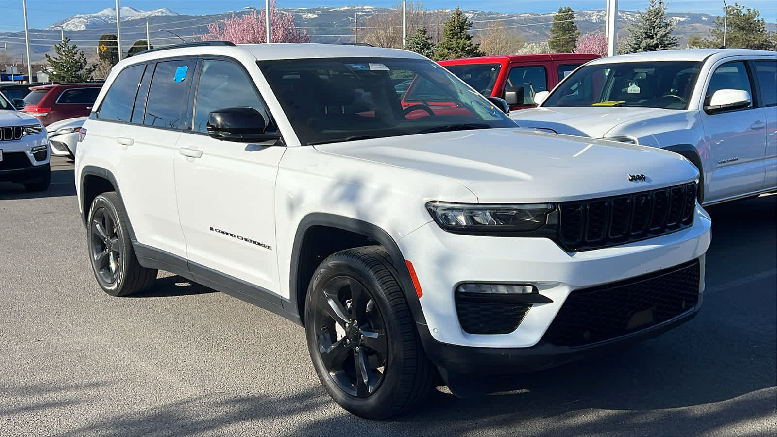Thumbnail: 2023 Jeep Grand Cherokee - 2