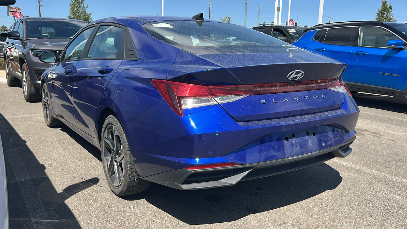 Thumbnail: 2023 Hyundai Elantra - 7