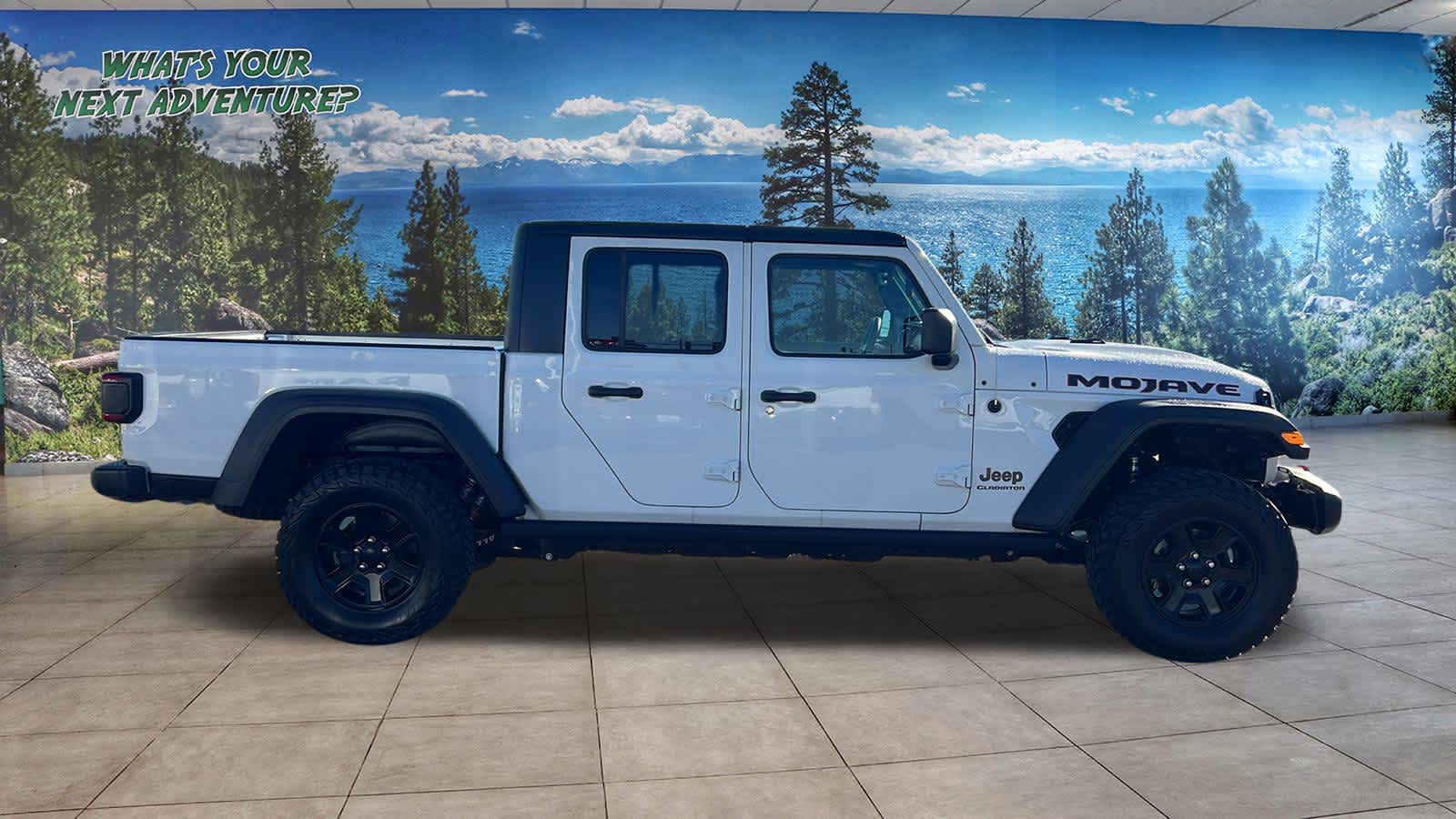 Thumbnail: 2021 Jeep Gladiator - 4