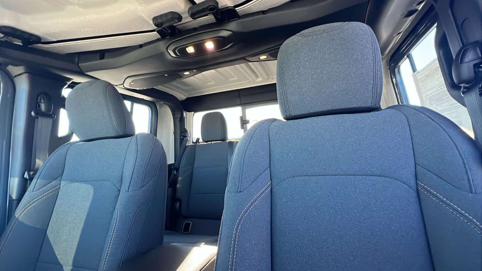 Thumbnail: 2026 Jeep Gladiator - 11