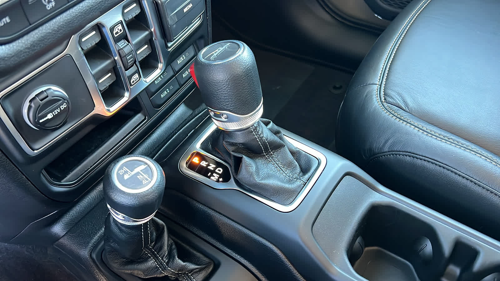 Thumbnail: 2026 Jeep Gladiator - 13