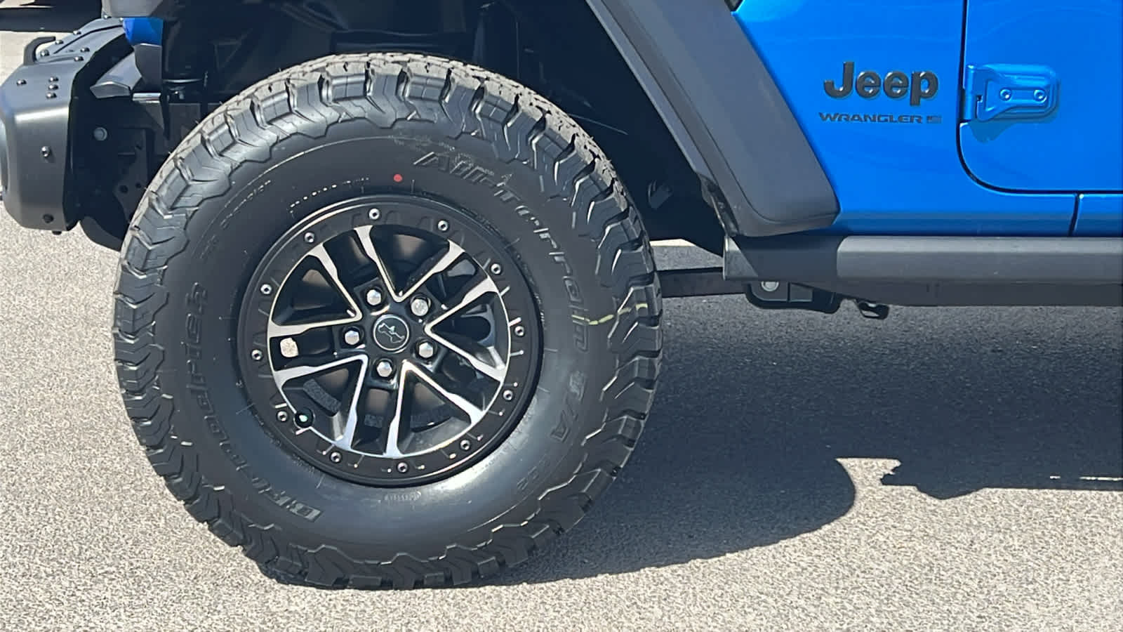 Thumbnail: 2026 Jeep Wrangler - 9