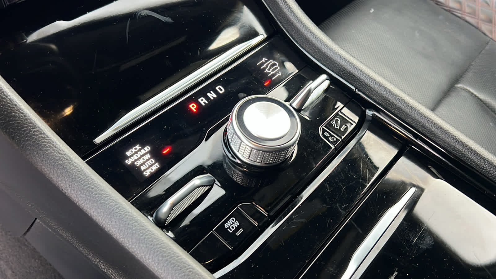 Thumbnail: 2022 Jeep Grand Cherokee - 13