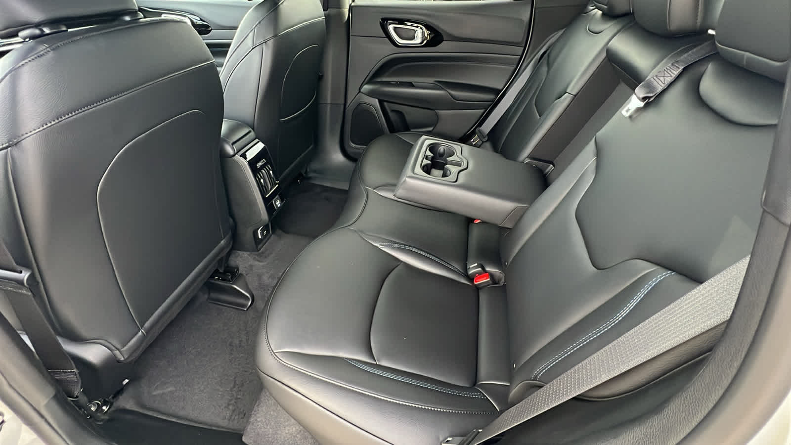 Thumbnail: 2026 Jeep Compass - 24