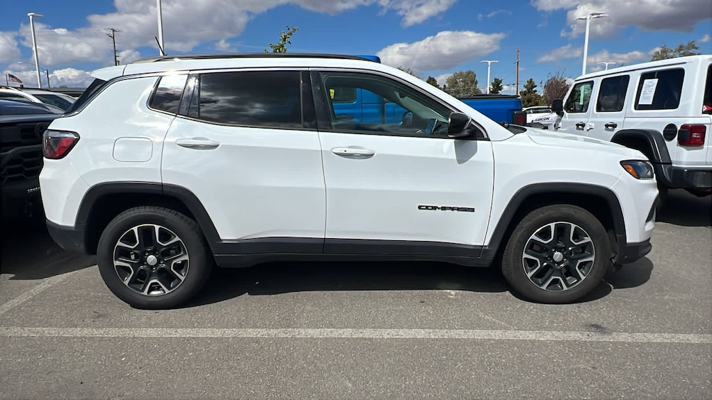 Used 2022 Jeep Compass Latitude SUV