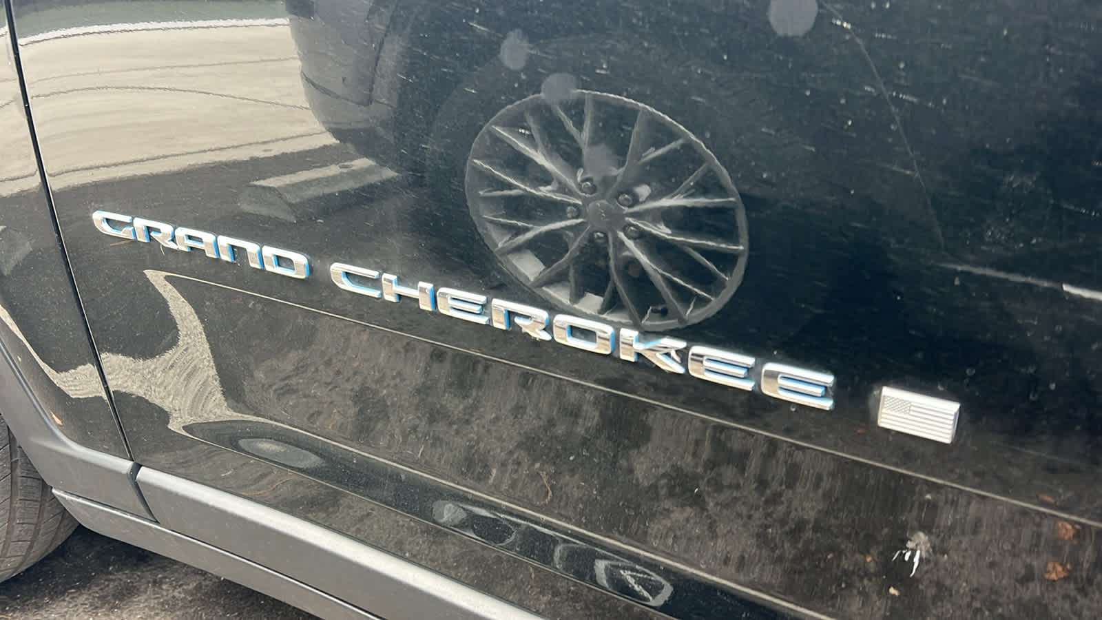 Thumbnail: 2022 Jeep Grand Cherokee - 8