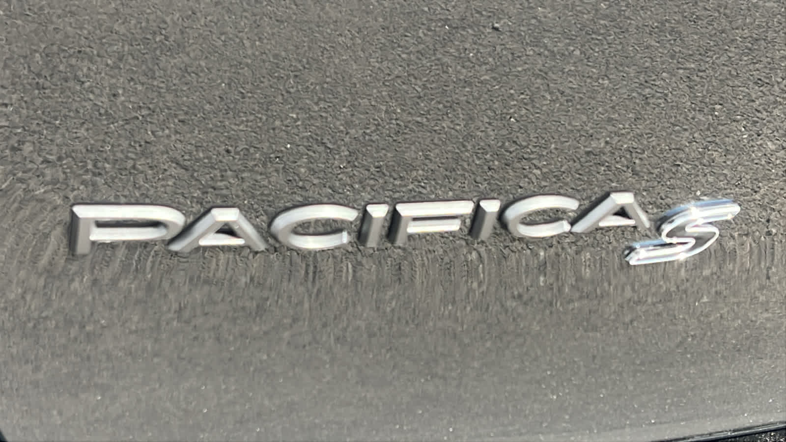 Thumbnail: 2026 Chrysler Pacifica - 28
